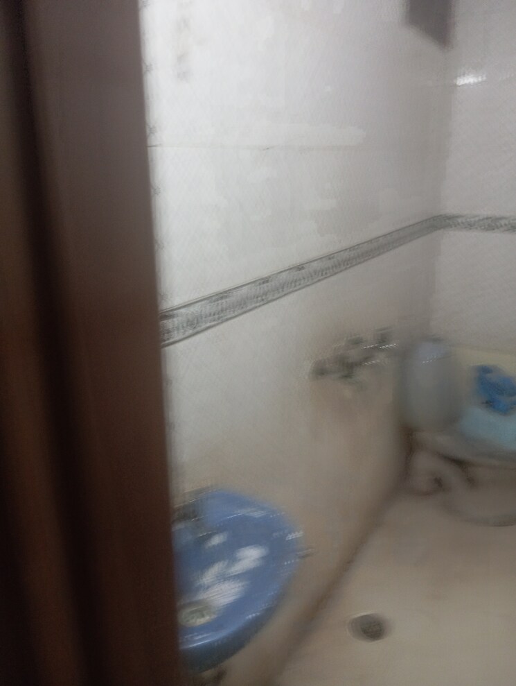 undefined, sector 15 2.5 Bedroom 1400 Sq.Ft. Builder Floor In Sector 15 Noida 9243388