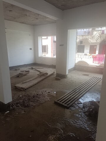 Room in 2 BHK Apartment at Manewada – for Sale
