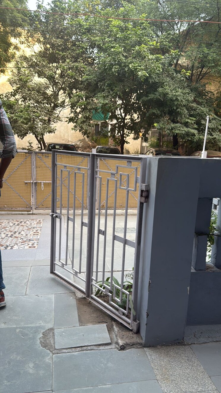 Balcony, palam-vihar-residents-association 3 Bedroom 1550 Sq.Ft. Independent House In Palam Vihar Gurgaon 9243463