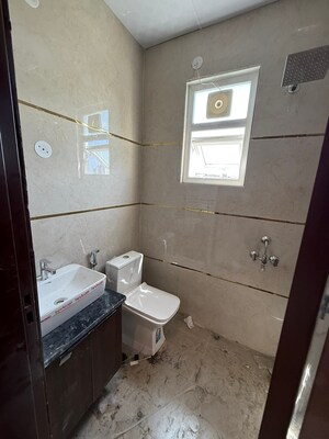 Master Bedroom in 4 BHK Builder Floor at Empire Floors, Sector 57 – for Sale