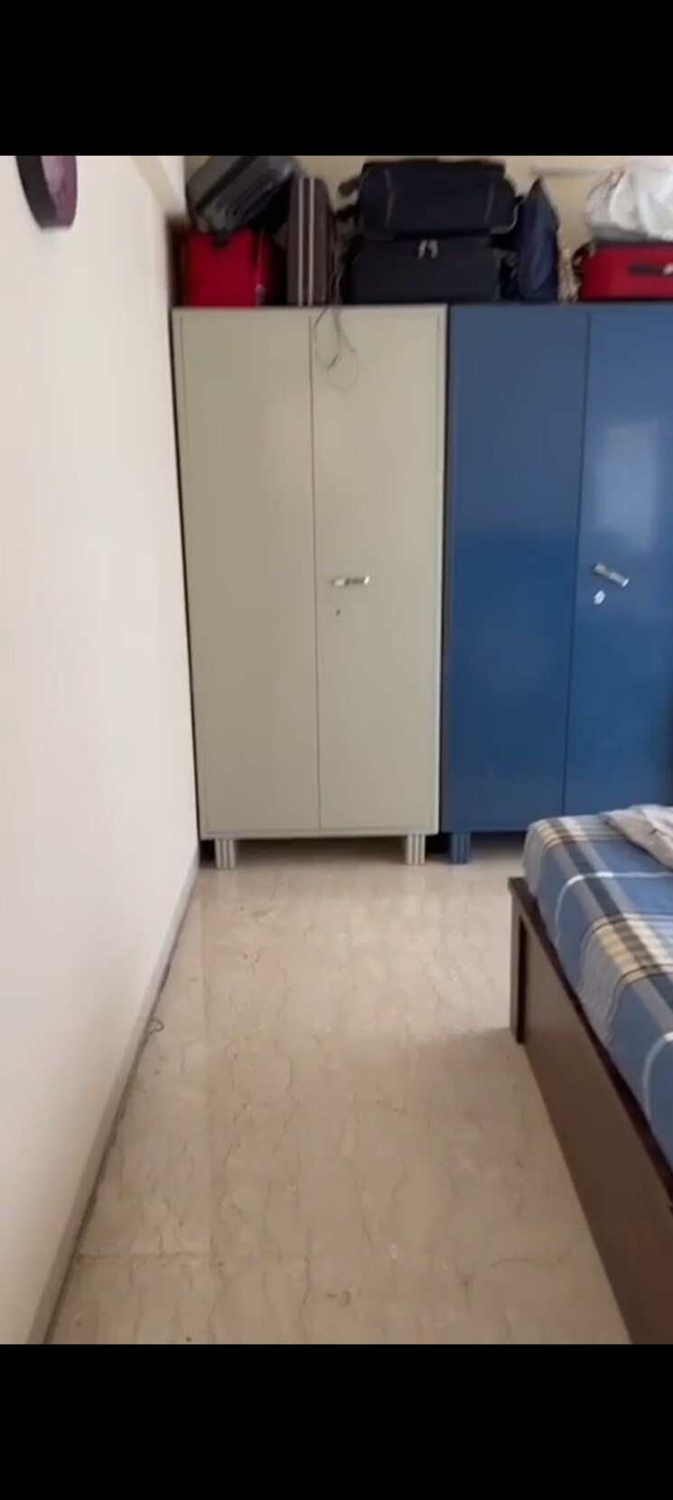 Room, santacruz east 2 Bedroom 750 Sq.Ft. Apartment In Santacruz East Mumbai 9243517