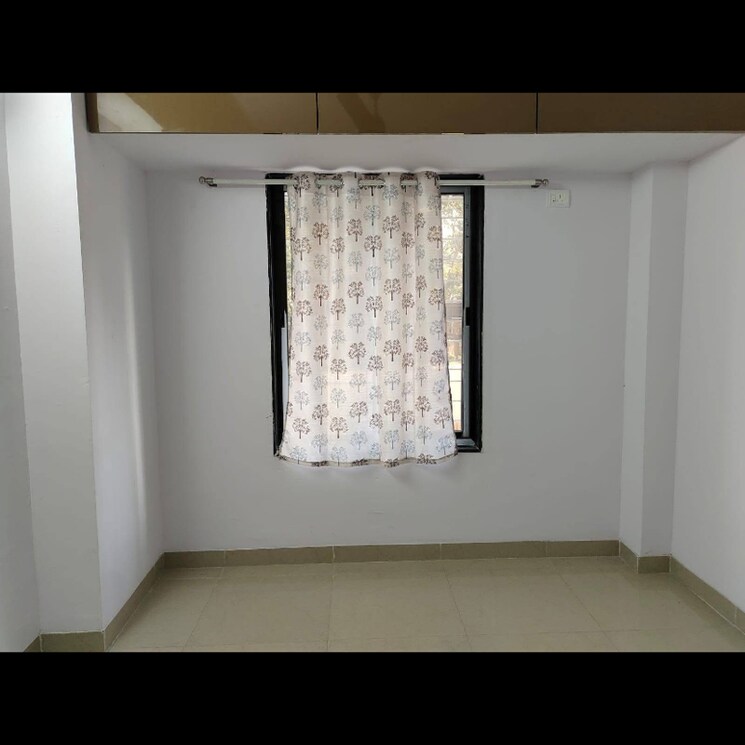 Room, neelkamal-chs-goregaon-west 1 Bedroom 550 Sq.Ft. Apartment In Unnat Nagar Mumbai 9243537