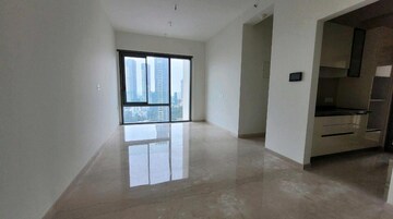 Room in 3 BHK Apartment at Piramal Mahalaxmi, Mahalaxmi – for Rent
