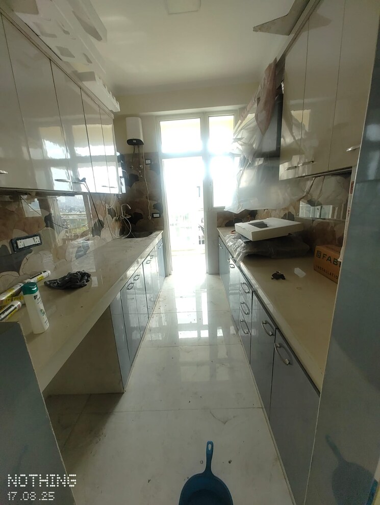 Kitchen, mahagun-mosaic 3 Bedroom 1400 Sq.Ft. Apartment In Vaishali Sector 4 Ghaziabad 9243577