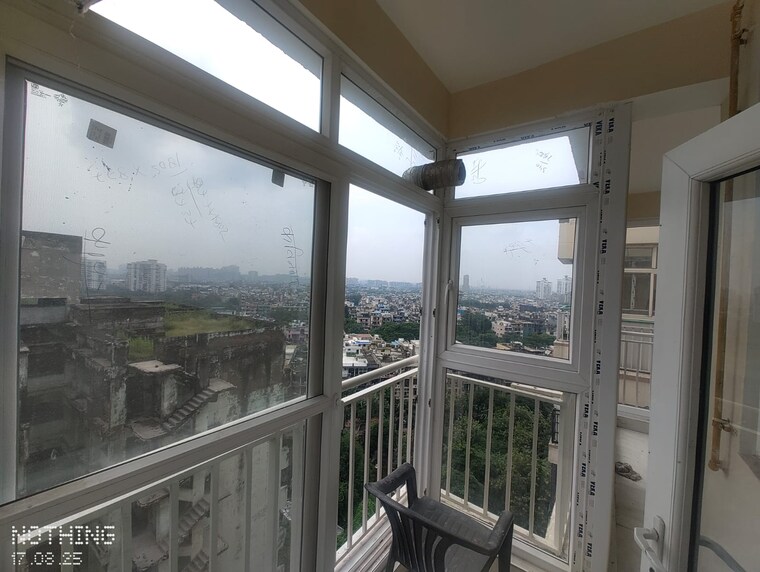 Balcony, mahagun-mosaic 3 Bedroom 1400 Sq.Ft. Apartment In Vaishali Sector 4 Ghaziabad 9243577