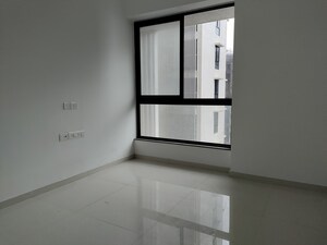 Room in 2 BHK Apartment at Sunteck City Avenue 2, Goregaon West – for Rent