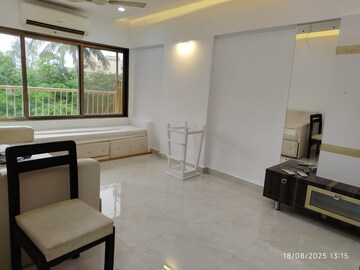 Living Room in 1 BHK Apartment at Kanti Apartments, Bandra West – for Rent
