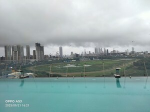 2 BHK Apartment For Rent in Alamdar The Auro, Lower Parel