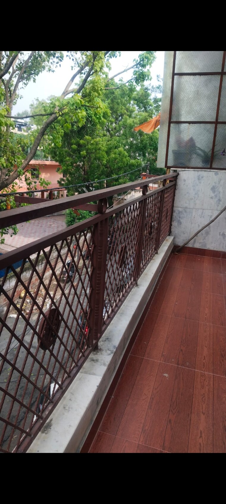 Balcony, mayur vihar phase 1 2 Bedroom 1250 Sq.Ft. Apartment In Mayur Vihar Phase 1 Delhi 9243627