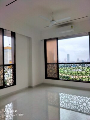 Bedroom in 2 BHK Apartment at Alamdar The Auro, Lower Parel – for Rent