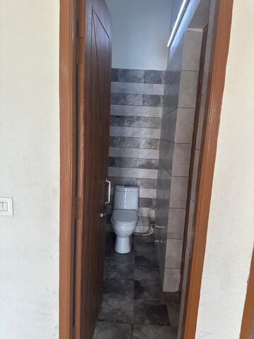 Staircase in 2 BHK Builder Floor at Chandigarh Road – for Rent