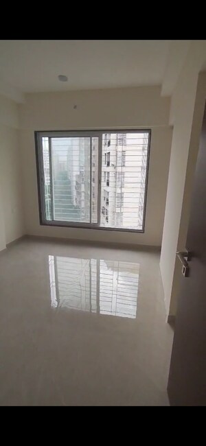 Room in 2 BHK Apartment at Ghatkopar East – for Rent