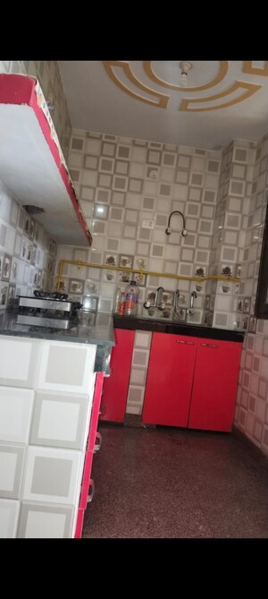 Kitchen in 1.5 BHK Builder Floor at Mayur Vihar 1 – for Rent