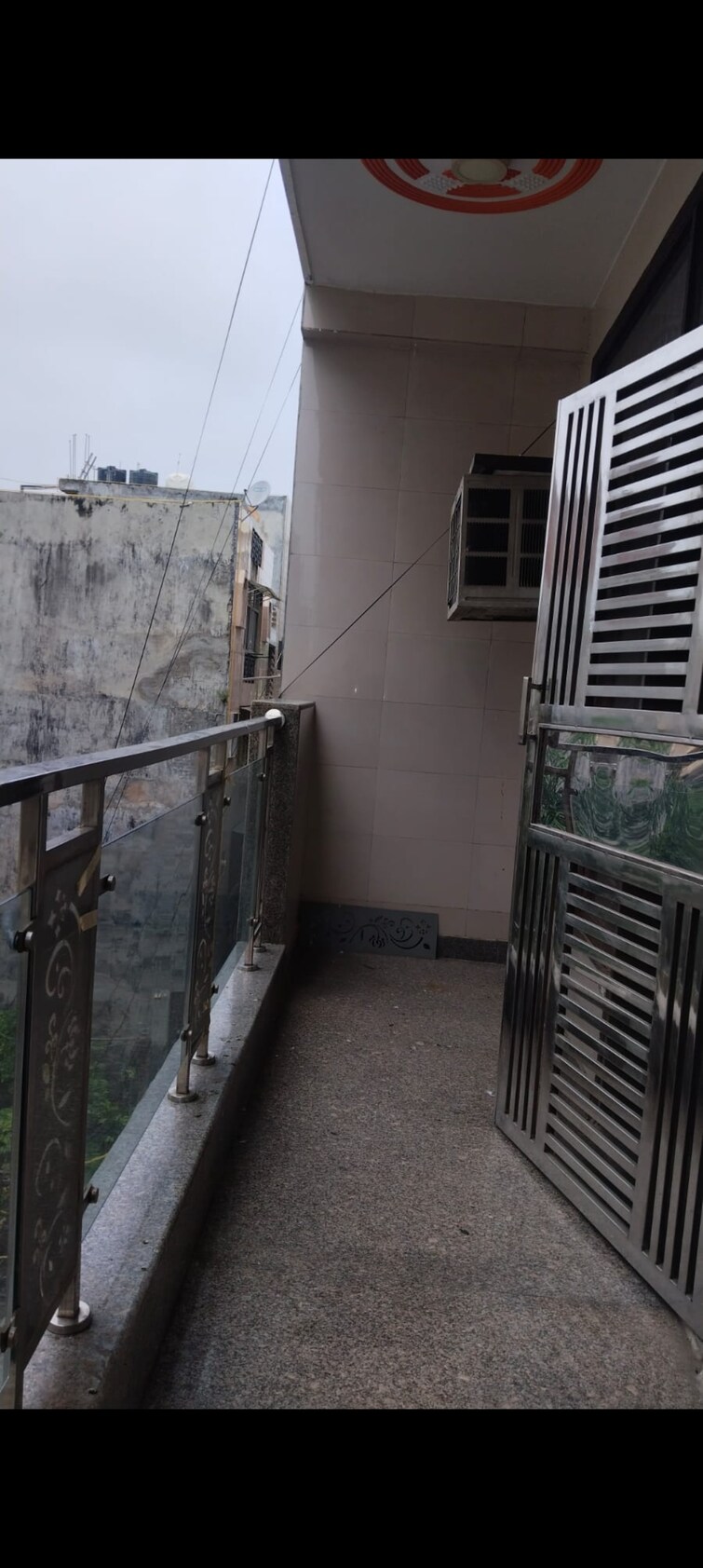 Balcony, mayur vihar 1 1.5 Bedroom 550 Sq.Ft. Builder Floor In Mayur Vihar 1 Delhi 9243641