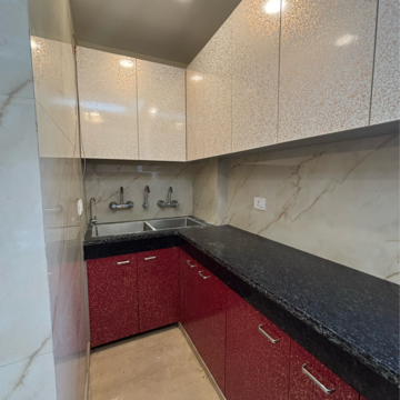 Kitchen in 2 BHK Builder Floor at Malviya Nagar – for Rent