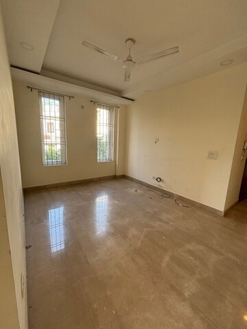 Room in 2 BHK Builder Floor at Malviya Nagar – for Rent