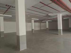 Room in  Warehouse at Kurla West – for Rent