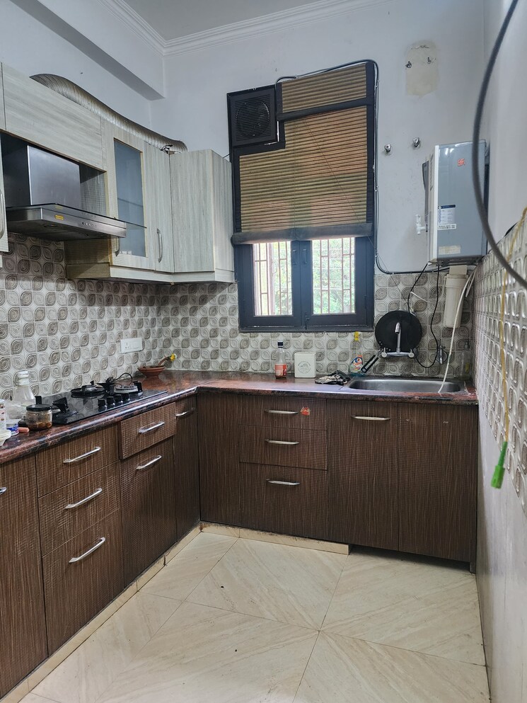 Kitchen, mds-jai-shri 3 Bedroom 2800 Sq.Ft. Independent House In Sector 23 Gurgaon 9243695