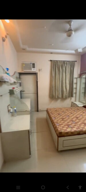 Living Room in 2 BHK Apartment at Sion – for Rent