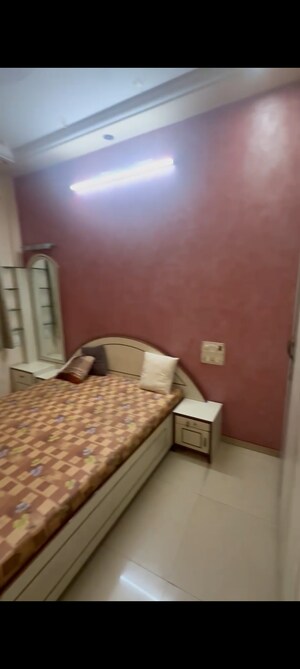 Bedroom in 2 BHK Apartment at Sion – for Rent