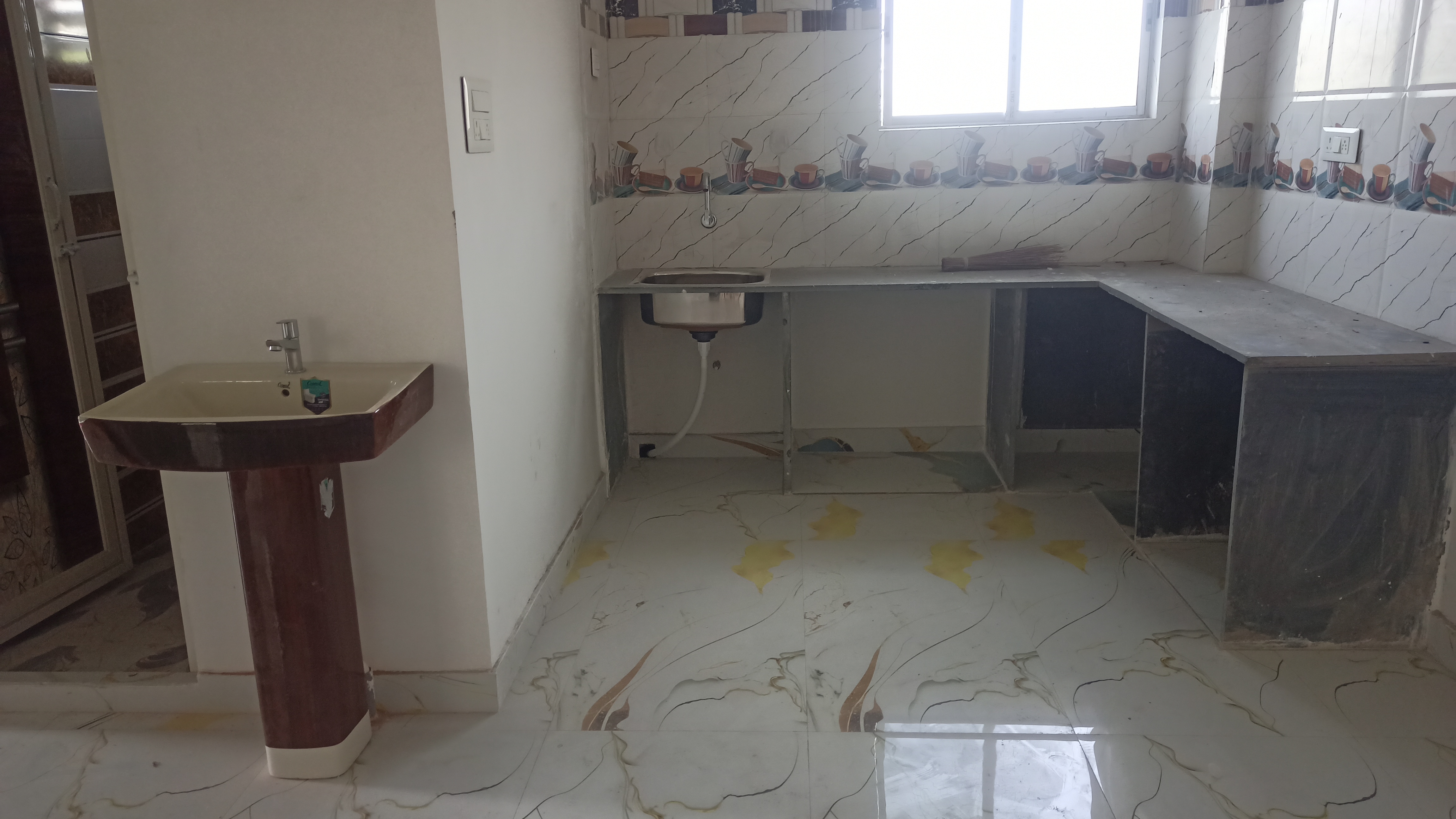 2 BHK + Servant Room Apartment For Sale in Kristi Villa