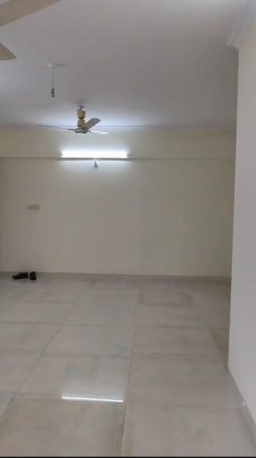 Room in 2 BHK Apartment at Minal Apartments, Andheri East – for Sale