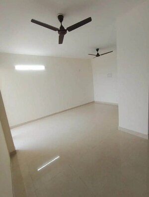 Room in 2 BHK Apartment at Signature Global Proxima, Sector 89 – for Rent