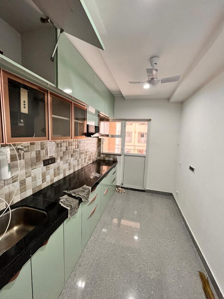 Kitchen, vascon-forest-edge 2 Bedroom 780 Sq.Ft. Apartment In Kharadi Pune 9243757