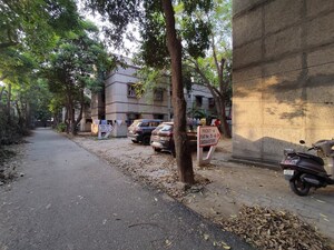 Parking in 1 BHK Apartment at Gulmohar Estate, Pi Greater Noida – for Sale