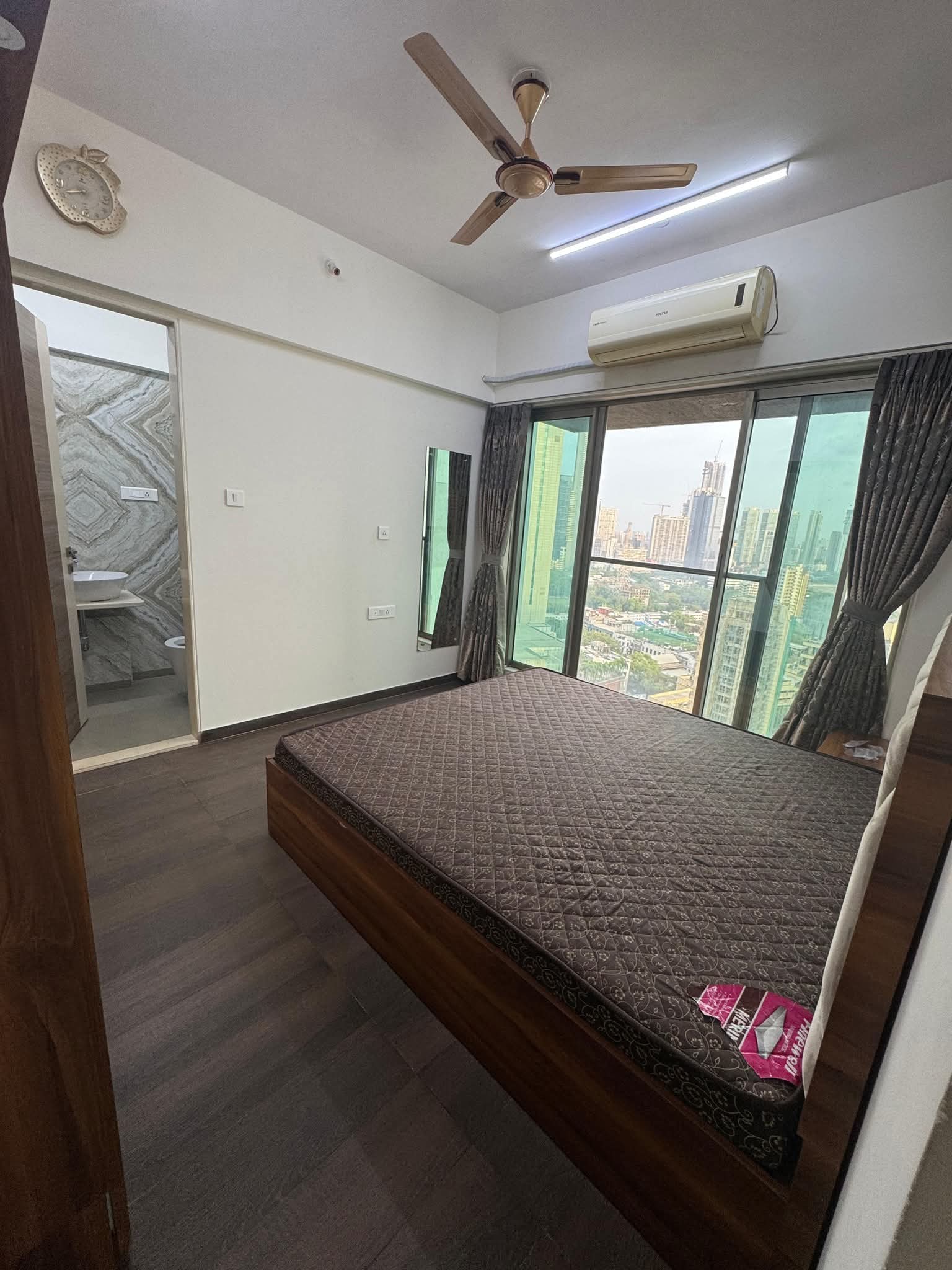 2 BHK Apartment For Rent in Chandak Cornerstone