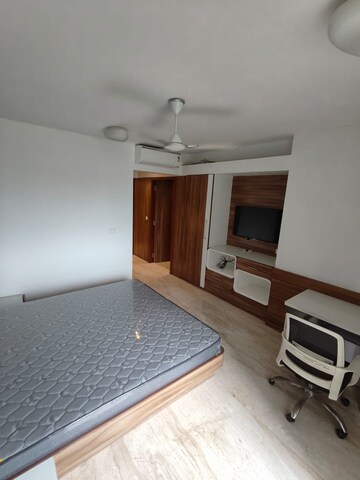Bedroom in 2.5 BHK Apartment at Imperial Heights Goregaon West, Goregaon West – for Rent
