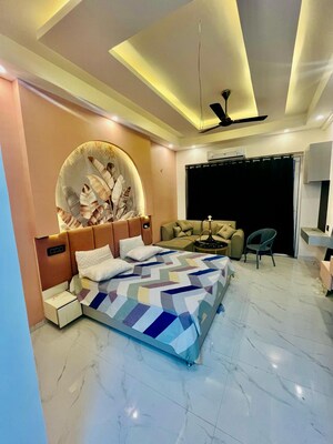 Bedroom in Studio Apartment at Gaur City Center, Sector 4 Greater Noida – for Rent