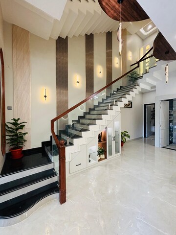 Staircase in 4 BHK Villa at Mansarovar – for Sale