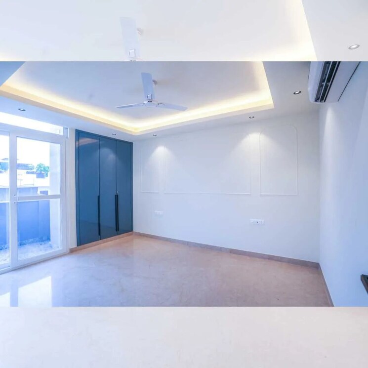 Room, saket 3 Bedroom 200 Sq.Yd. Independent House In Saket Delhi 9243832