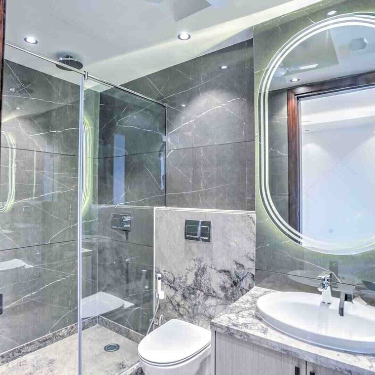 Bathroom, saket 3 Bedroom 200 Sq.Yd. Independent House In Saket Delhi 9243832