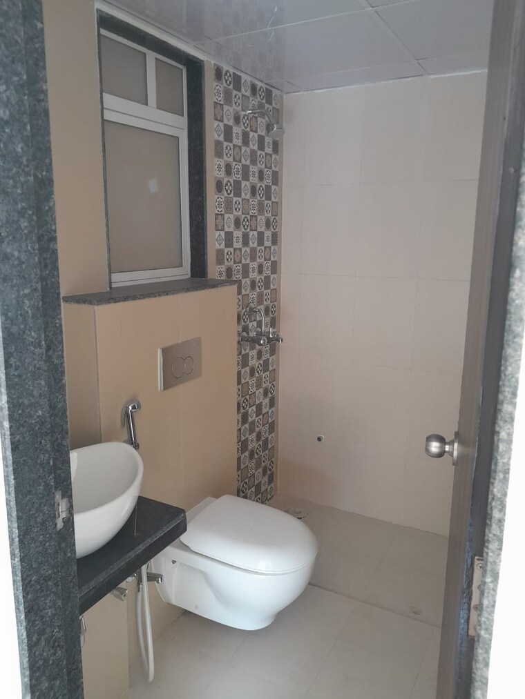 Bathroom, omkar-alta-monte 3 Bedroom 1790 Sq.Ft. Apartment In Malad East Mumbai 9243833