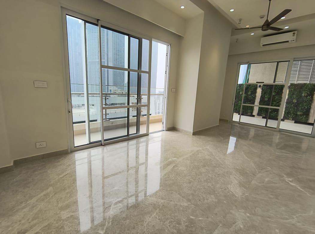 3 BHK + Servant Room Apartment For Rent in Indiabulls Sky Forest