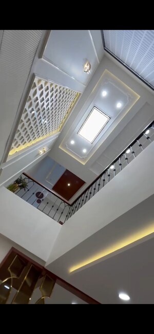 Furnished Amenities in 3 BHK Villa at Napania – for Sale