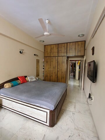 Bedroom in 1.5 BHK Apartment at Kakad Estate Worli, Worli – for Rent