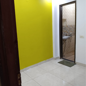 Room in 2 BHK Builder Floor at Govindpuri – for Rent
