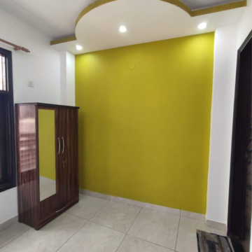Bedroom in 2 BHK Builder Floor at Govindpuri – for Rent