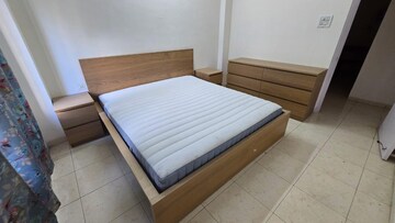 Bedroom in 2 BHK Apartment at Nyati Meadows, Wadgaon Sheri – for Rent