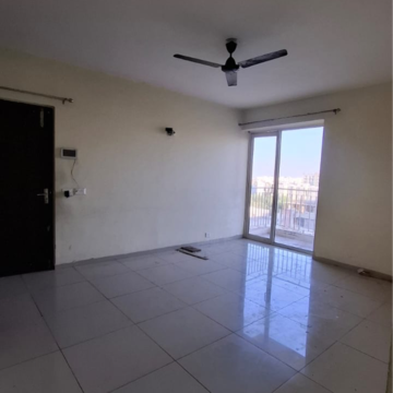 Room in 3 BHK Apartment at Wave Dream Homes, Ram Nagar – for Rent