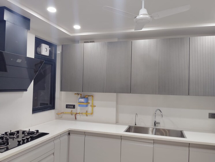 Kitchen, sarvapriya vihar 3 Bedroom 2000 Sq.Ft. Builder Floor In Sarvapriya Vihar Delhi 9243943