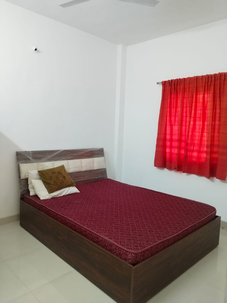Bedroom, koregaon park 1 Bedroom 550 Sq.Ft. Apartment In Koregaon Park Pune 9243960