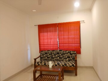 Bedroom in 1 BHK Apartment at Koregaon Park – for Rent