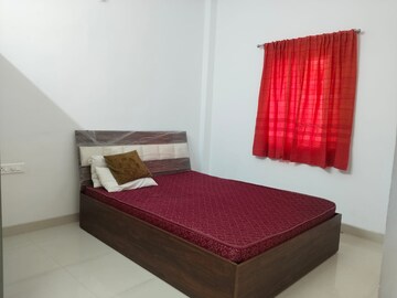 Bedroom in 1 BHK Apartment at Koregaon Park – for Rent