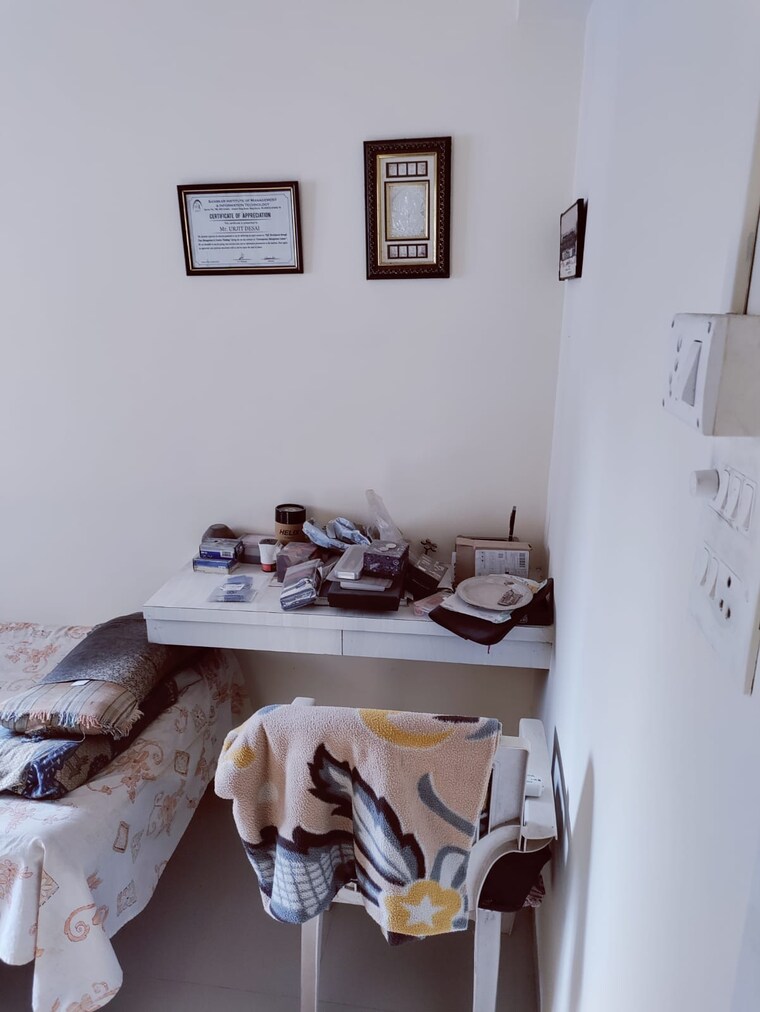 Master Bedroom, shri-siddhivinayak-chs-haware 1 Bedroom 560 Sq.Ft. Apartment In Haware City Thane 9243970