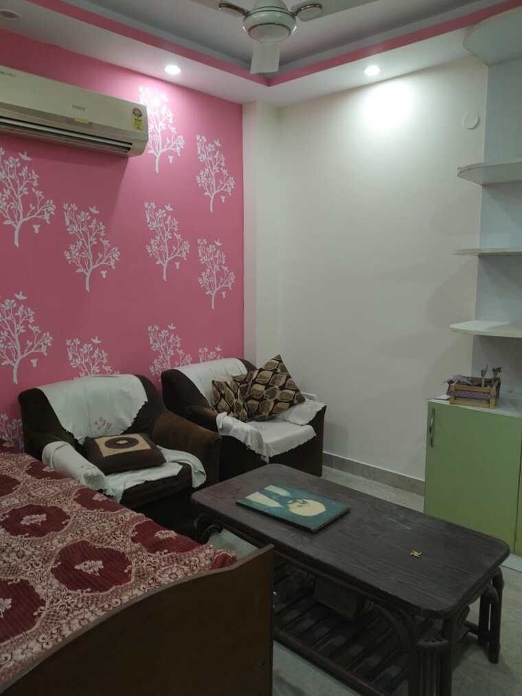 Living Room, govindpuri 2 Bedroom 590 Sq.Ft. Builder Floor In Govindpuri Delhi 9243991