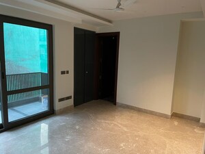 Room in 4 BHK Builder Floor at Boutique Residential Apartments A 3 2, Vasant Vihar – for Rent
